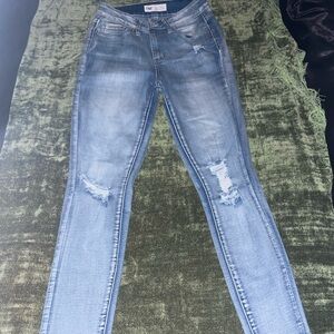 Distressed High Rise Skinny Jeans / Pale Blue / size 5 (27)